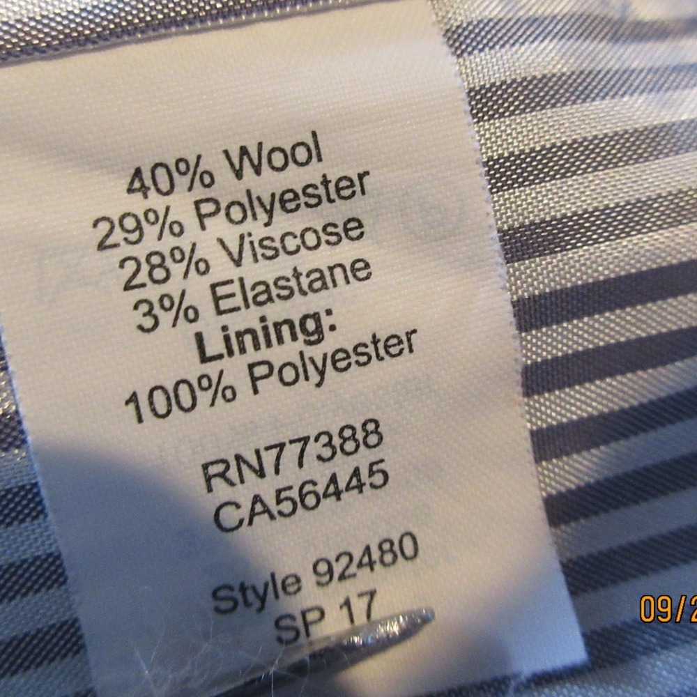 J.Crew Navy Blue Wool Blend Schoolboy Blazer Gold Buttons Size 8 92480 - Picture 8 of 8